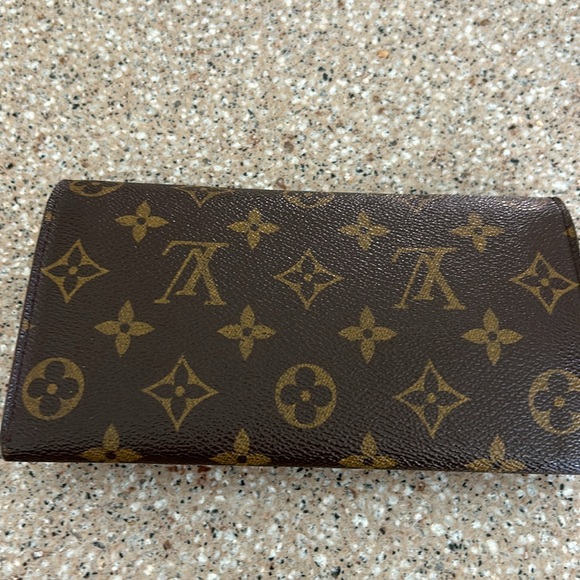 Louis Vuitton vintage Sarah wallet - Picture 14 of 14